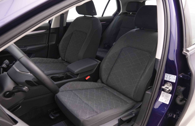 VOLKSWAGEN_VOLKSWAGEN_GOLF_2549886_6.jpg