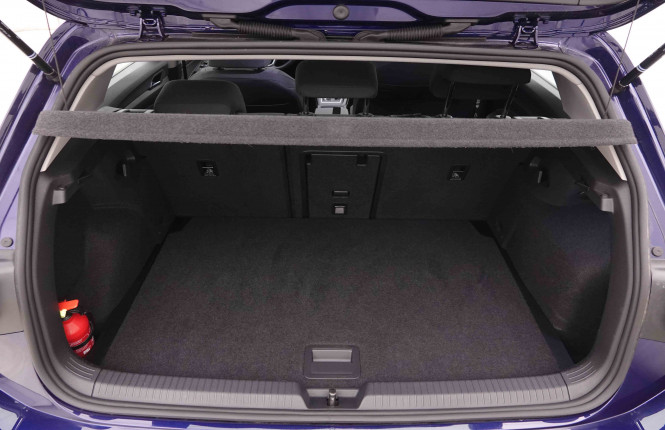 VOLKSWAGEN_VOLKSWAGEN_GOLF_2549889_5.jpg