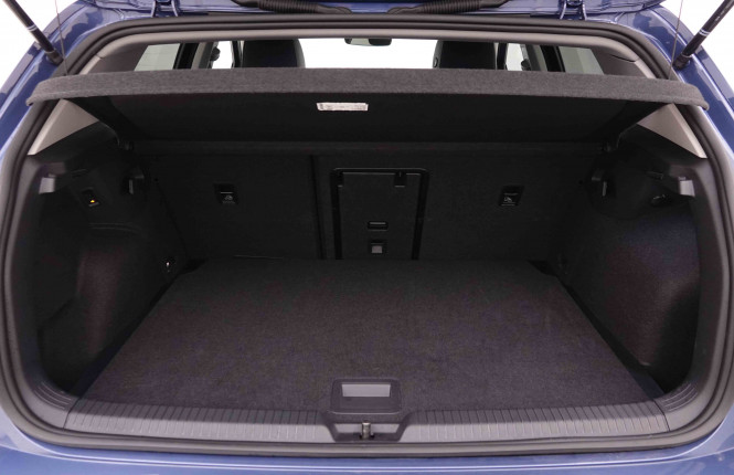 VOLKSWAGEN_VOLKSWAGEN_GOLF_2550879_5.jpg
