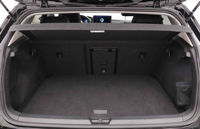 VOLKSWAGEN_VOLKSWAGEN_GOLF_2652367_5.jpg
