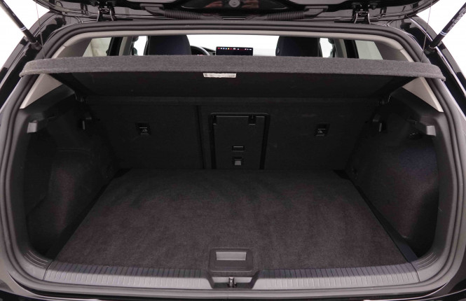 VOLKSWAGEN_VOLKSWAGEN_GOLF_2652368_5.jpg