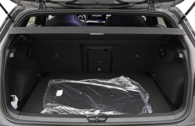 VOLKSWAGEN_VOLKSWAGEN_GOLF_2654720_5.jpg
