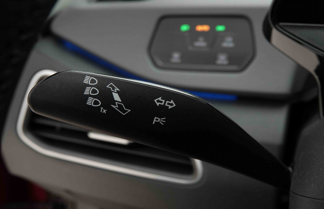 VOLKSWAGEN_VOLKSWAGEN_ID.3_2652859_15.jpg