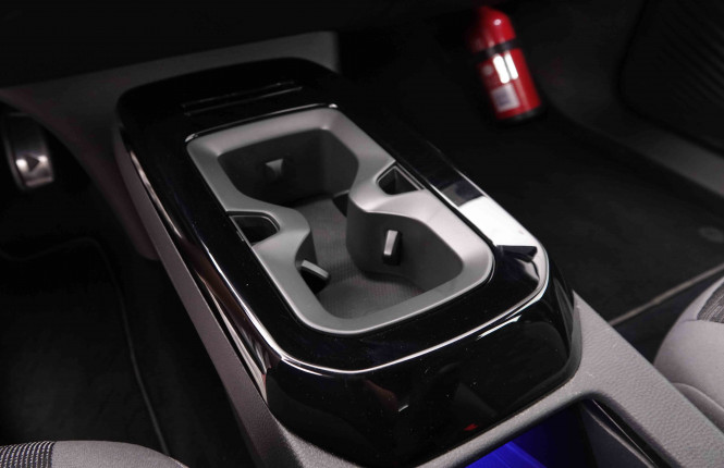 VOLKSWAGEN_VOLKSWAGEN_ID.4_2548921_15.jpg