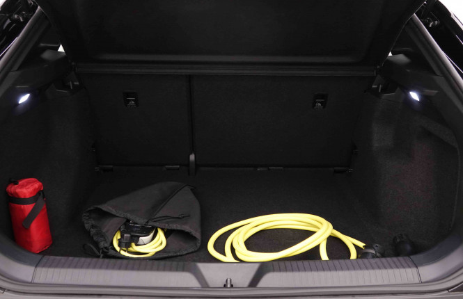 VOLKSWAGEN_VOLKSWAGEN_ID.4_2551222_5.jpg VOLKSWAGEN_VOLKSWAGEN_ID.4_2551222_5.jpg