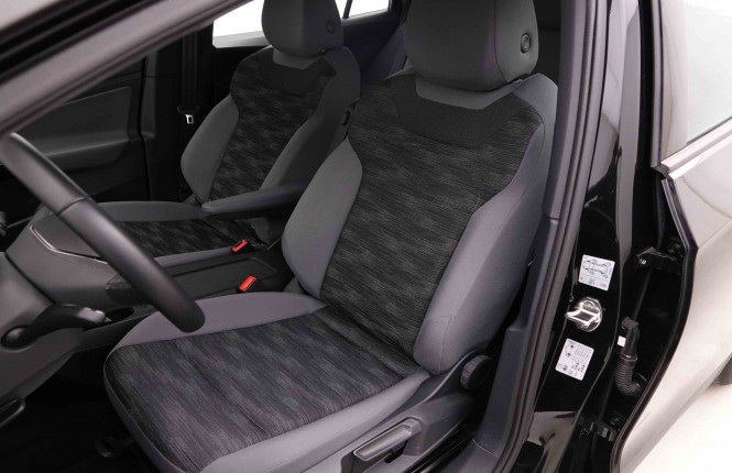 VOLKSWAGEN_VOLKSWAGEN_ID.4_2551222_6.jpg VOLKSWAGEN_VOLKSWAGEN_ID.4_2551222_6.jpg