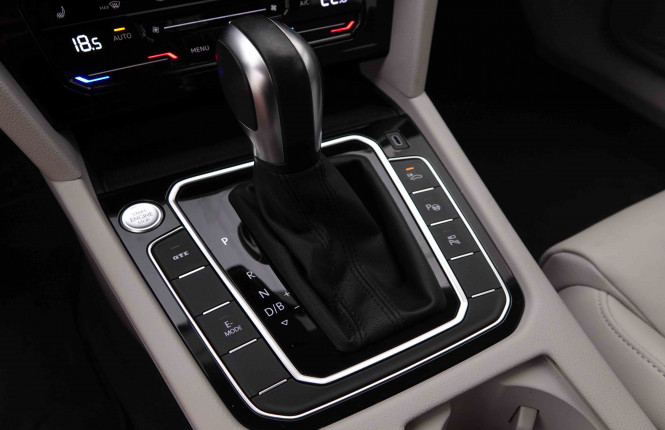VOLKSWAGEN_VOLKSWAGEN_PASSATVAR_2548422_16.jpg