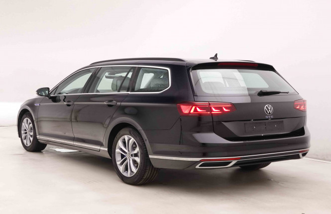 VOLKSWAGEN_VOLKSWAGEN_PASSATVAR_2548422_27.jpg
