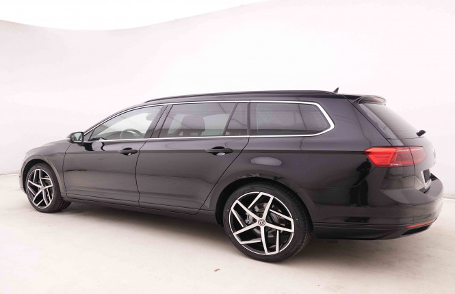 VOLKSWAGEN_VOLKSWAGEN_PASSATVAR_2548686_25.jpg