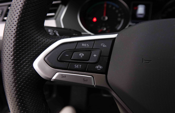 VOLKSWAGEN_VOLKSWAGEN_PASSATVAR_2550828_15.jpg VOLKSWAGEN_VOLKSWAGEN_PASSATVAR_2550828_15.jpg