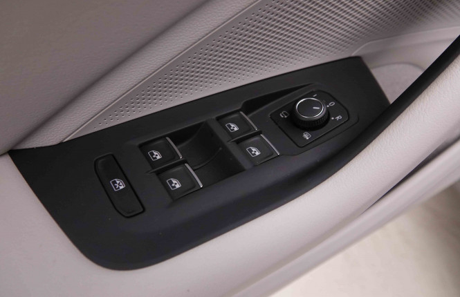 VOLKSWAGEN_VOLKSWAGEN_PASSATVAR_2551098_20.jpg VOLKSWAGEN_VOLKSWAGEN_PASSATVAR_2551098_20.jpg