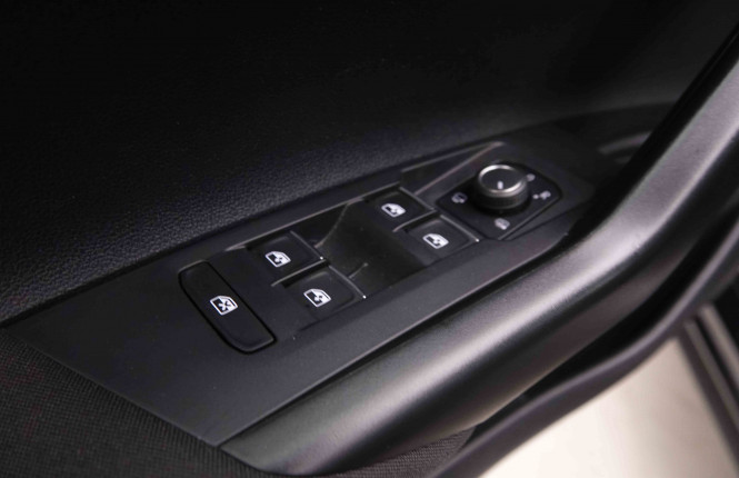 VOLKSWAGEN_VOLKSWAGEN_POLO GTI_2551103_21.jpg VOLKSWAGEN_VOLKSWAGEN_POLO GTI_2551103_21.jpg