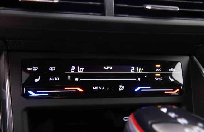 VOLKSWAGEN_VOLKSWAGEN_POLO_2548756_15.jpg