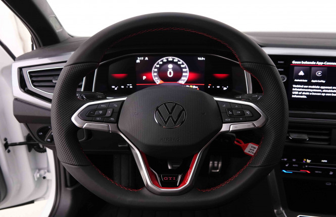 VOLKSWAGEN_VOLKSWAGEN_POLO_2548756_9.jpg