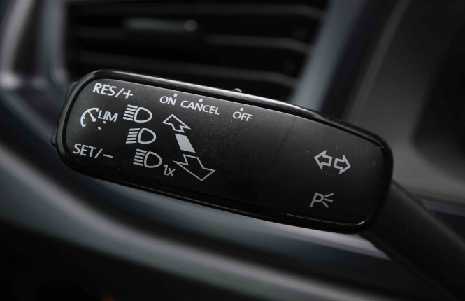 VOLKSWAGEN_VOLKSWAGEN_POLO_2550281_15.jpg
