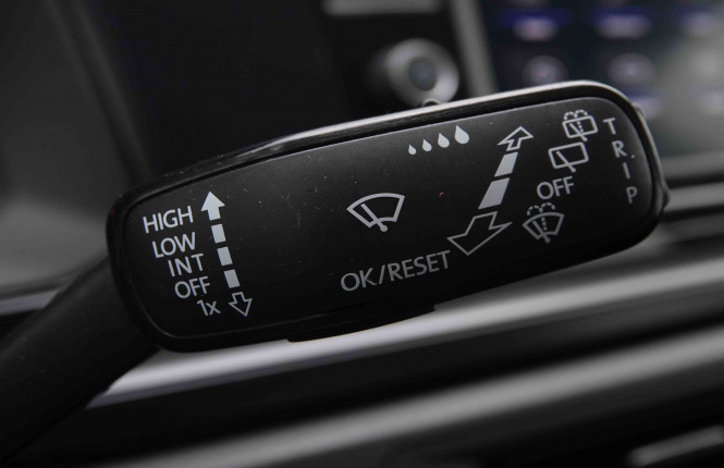 VOLKSWAGEN_VOLKSWAGEN_POLO_2550281_16.jpg