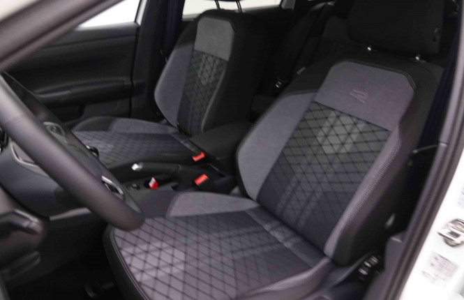 VOLKSWAGEN_VOLKSWAGEN_TAIGO_2550841_6.jpg
