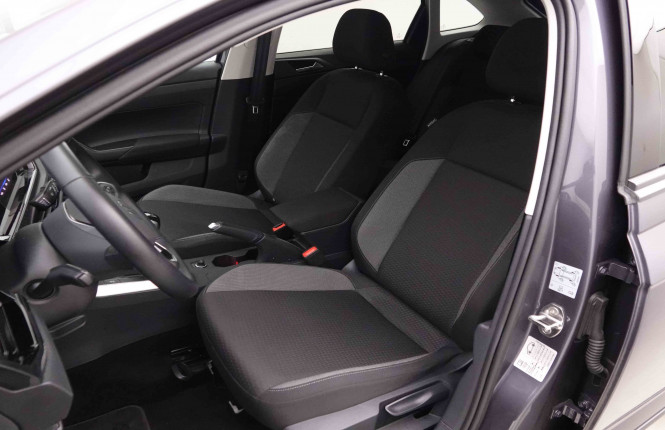 VOLKSWAGEN_VOLKSWAGEN_TAIGO_2652332_6.jpg VOLKSWAGEN_VOLKSWAGEN_TAIGO_2652332_6.jpg