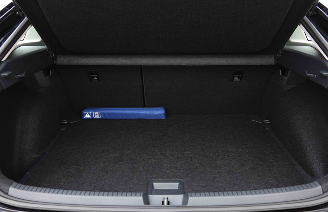 VOLKSWAGEN_VOLKSWAGEN_TAIGO_2653698_5.jpg VOLKSWAGEN_VOLKSWAGEN_TAIGO_2653698_5.jpg
