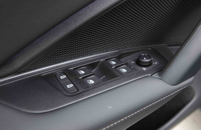 VOLKSWAGEN_VOLKSWAGEN_TAYRON_2654831_21.jpg VOLKSWAGEN_VOLKSWAGEN_TAYRON_2654831_21.jpg