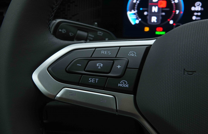 VOLKSWAGEN_VOLKSWAGEN_TAYRON_2654832_20.jpg