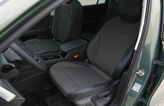 VOLKSWAGEN_VOLKSWAGEN_TAYRON_2654832_8.jpg