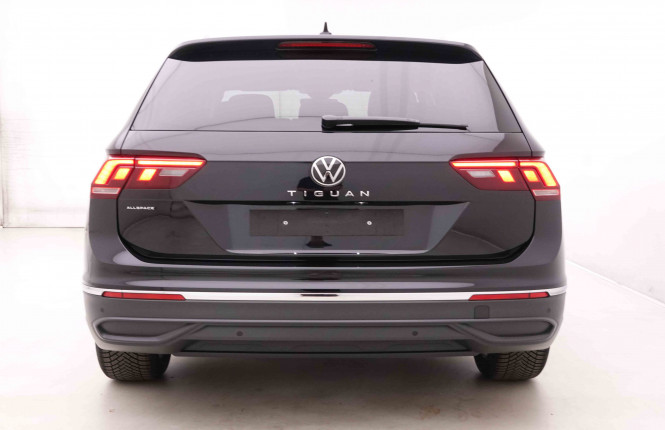 VOLKSWAGEN_VOLKSWAGEN_TIGUANALLS_2548924_27.jpg