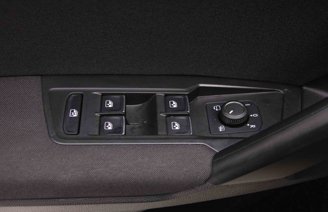 VOLKSWAGEN_VOLKSWAGEN_TIGUANALLS_2551012_80.jpg VOLKSWAGEN_VOLKSWAGEN_TIGUANALLS_2551012_80.jpg