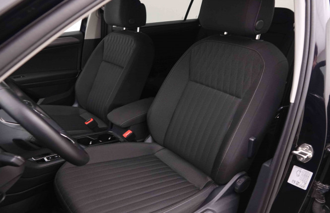 VOLKSWAGEN_VOLKSWAGEN_TIGUANALLS_2551013_7.jpg VOLKSWAGEN_VOLKSWAGEN_TIGUANALLS_2551013_7.jpg