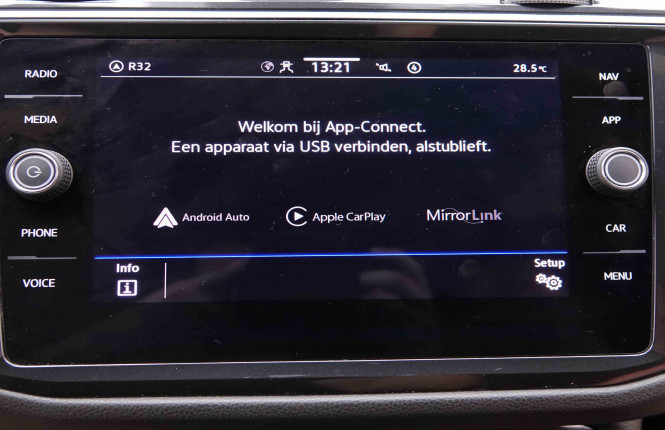 VOLKSWAGEN_VOLKSWAGEN_TIGUAN_2548699_13.jpg