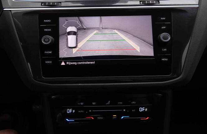 VOLKSWAGEN_VOLKSWAGEN_TIGUAN_2549596_13.jpg