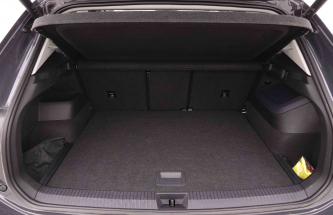 VOLKSWAGEN_VOLKSWAGEN_TIGUAN_2652424_37.jpg