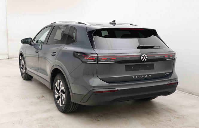 VOLKSWAGEN_VOLKSWAGEN_TIGUAN_2652544_29.jpg VOLKSWAGEN_VOLKSWAGEN_TIGUAN_2652544_29.jpg