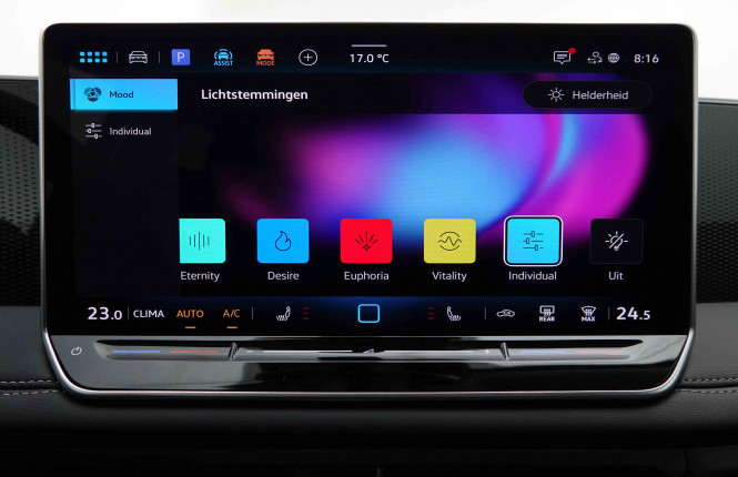 VOLKSWAGEN_VOLKSWAGEN_TIGUAN_2652545_14.jpg VOLKSWAGEN_VOLKSWAGEN_TIGUAN_2652545_14.jpg