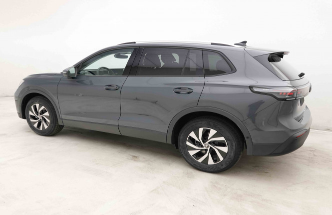 VOLKSWAGEN_VOLKSWAGEN_TIGUAN_2652545_28.jpg VOLKSWAGEN_VOLKSWAGEN_TIGUAN_2652545_28.jpg