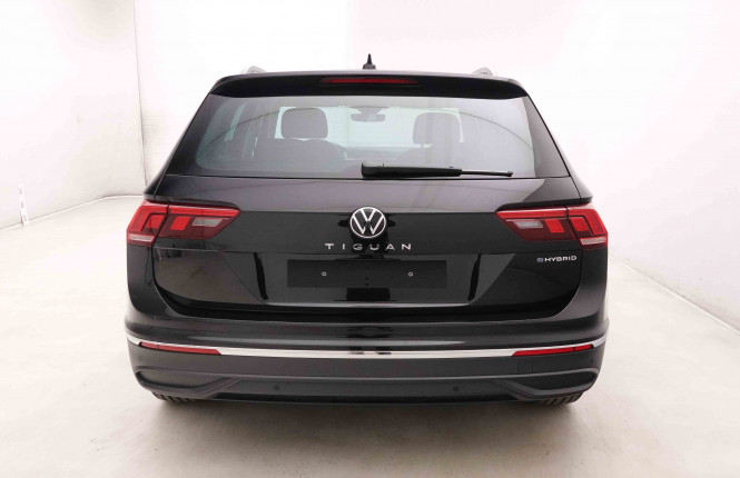 VOLKSWAGEN_VOLKSWAGEN_TIGUAN_2652952_31.jpg
