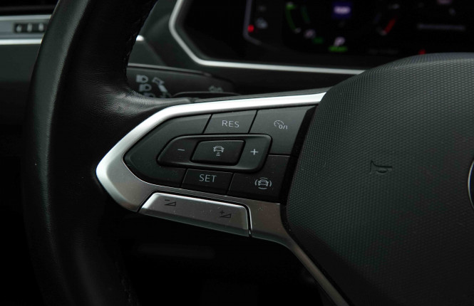 VOLKSWAGEN_VOLKSWAGEN_TIGUAN_2653384_19.jpg