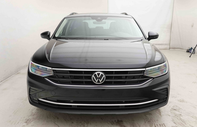 VOLKSWAGEN_VOLKSWAGEN_TIGUAN_2653384_27.jpg