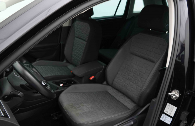VOLKSWAGEN_VOLKSWAGEN_TIGUAN_2653384_8.jpg