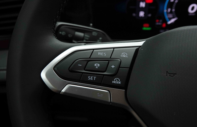 VOLKSWAGEN_VOLKSWAGEN_TIGUAN_2654011_19.jpg VOLKSWAGEN_VOLKSWAGEN_TIGUAN_2654011_19.jpg