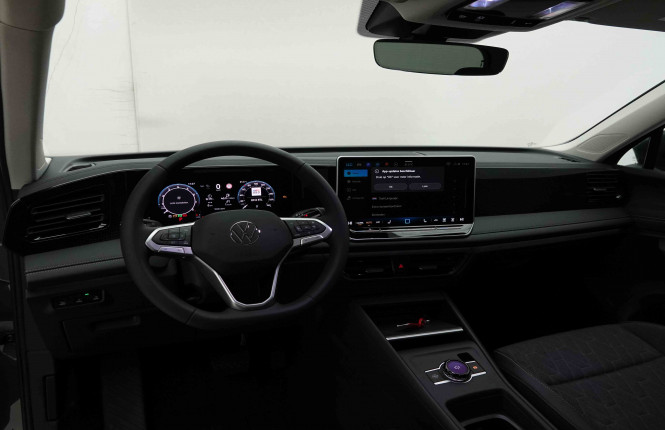 VOLKSWAGEN_VOLKSWAGEN_TIGUAN_2654011_8.jpg VOLKSWAGEN_VOLKSWAGEN_TIGUAN_2654011_8.jpg