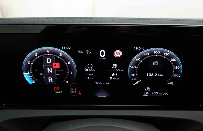 VOLKSWAGEN_VOLKSWAGEN_TIGUAN_2654012_16.jpg