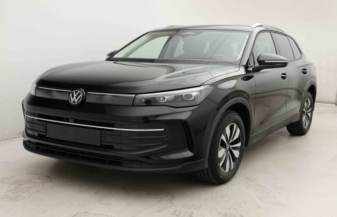 VOLKSWAGEN_VOLKSWAGEN_TIGUAN_2654012_26.jpg