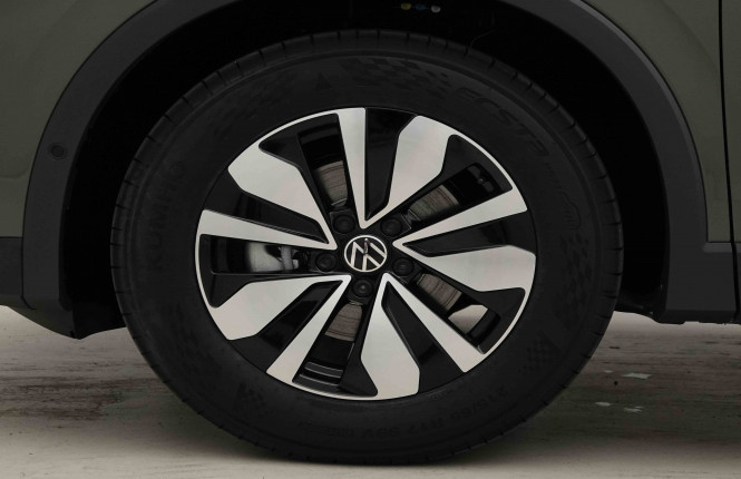 VOLKSWAGEN_VOLKSWAGEN_TIGUAN_2654013_23.jpg VOLKSWAGEN_VOLKSWAGEN_TIGUAN_2654013_23.jpg