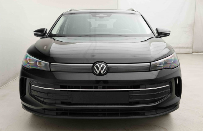 VOLKSWAGEN_VOLKSWAGEN_TIGUAN_2654014_27.jpg