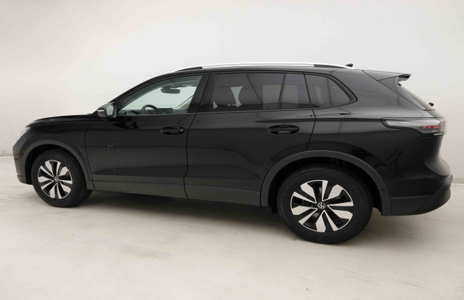 VOLKSWAGEN_VOLKSWAGEN_TIGUAN_2654014_28.jpg