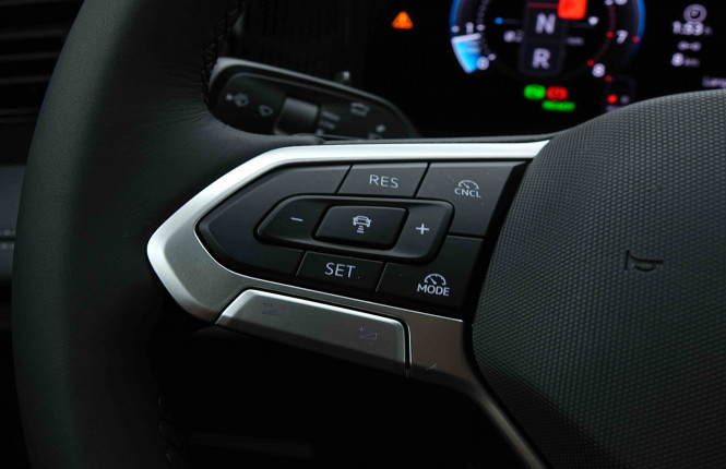 VOLKSWAGEN_VOLKSWAGEN_TIGUAN_2654017_19.jpg VOLKSWAGEN_VOLKSWAGEN_TIGUAN_2654017_19.jpg