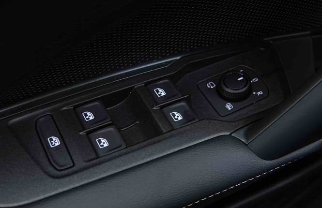VOLKSWAGEN_VOLKSWAGEN_TIGUAN_2654017_22.jpg VOLKSWAGEN_VOLKSWAGEN_TIGUAN_2654017_22.jpg