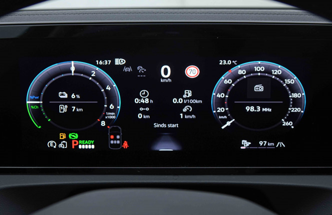 VOLKSWAGEN_VOLKSWAGEN_TIGUAN_2654141_16.jpg