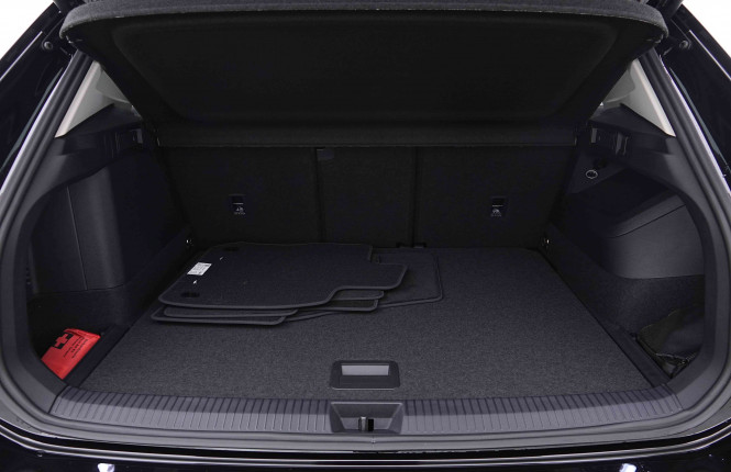 VOLKSWAGEN_VOLKSWAGEN_TIGUAN_2654141_5.jpg